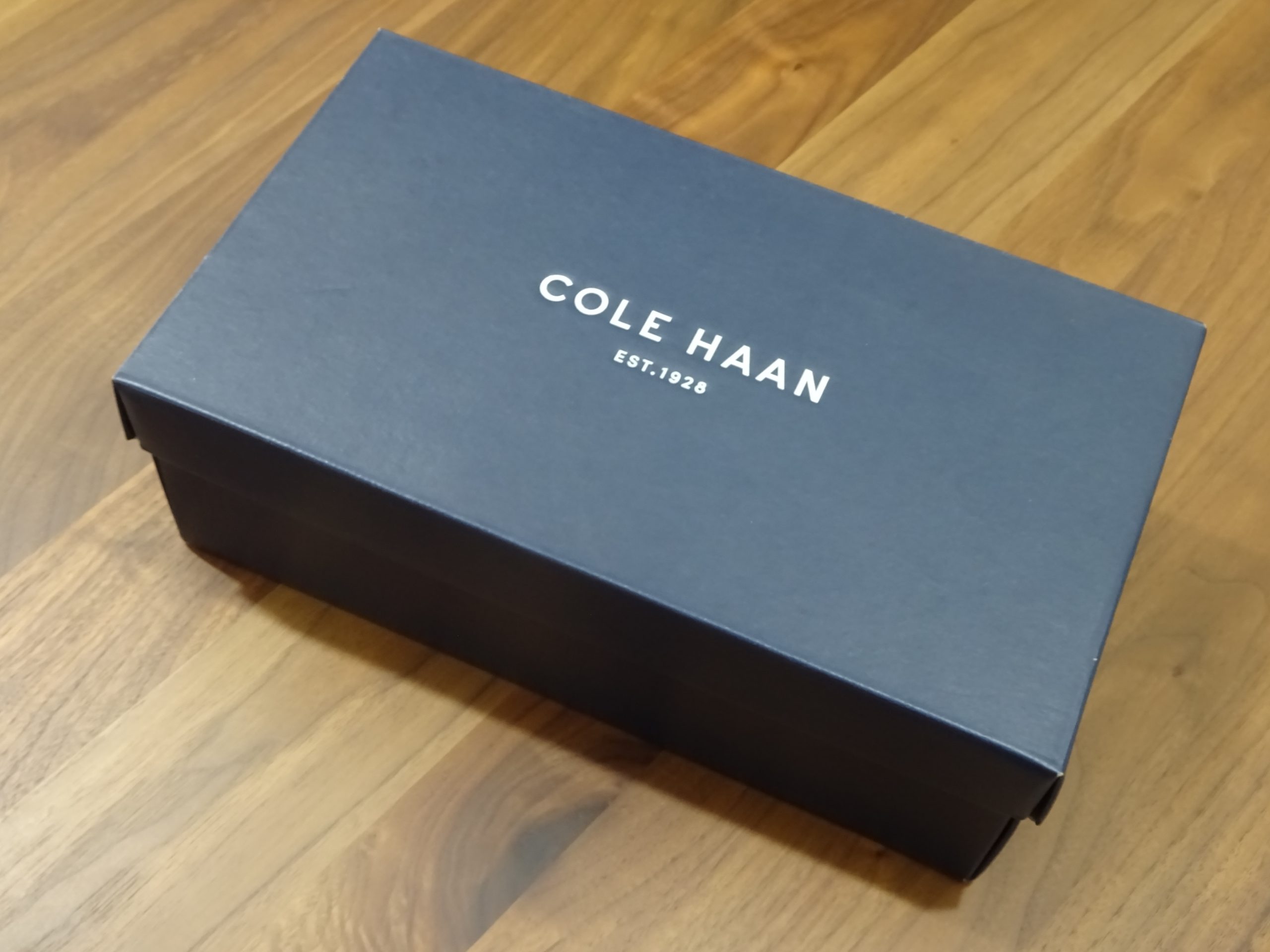 Cole Haan(コール・ハーン)の魅力～NIKEのAir搭載モデルからビジネスマンの足元を変えた歴史～